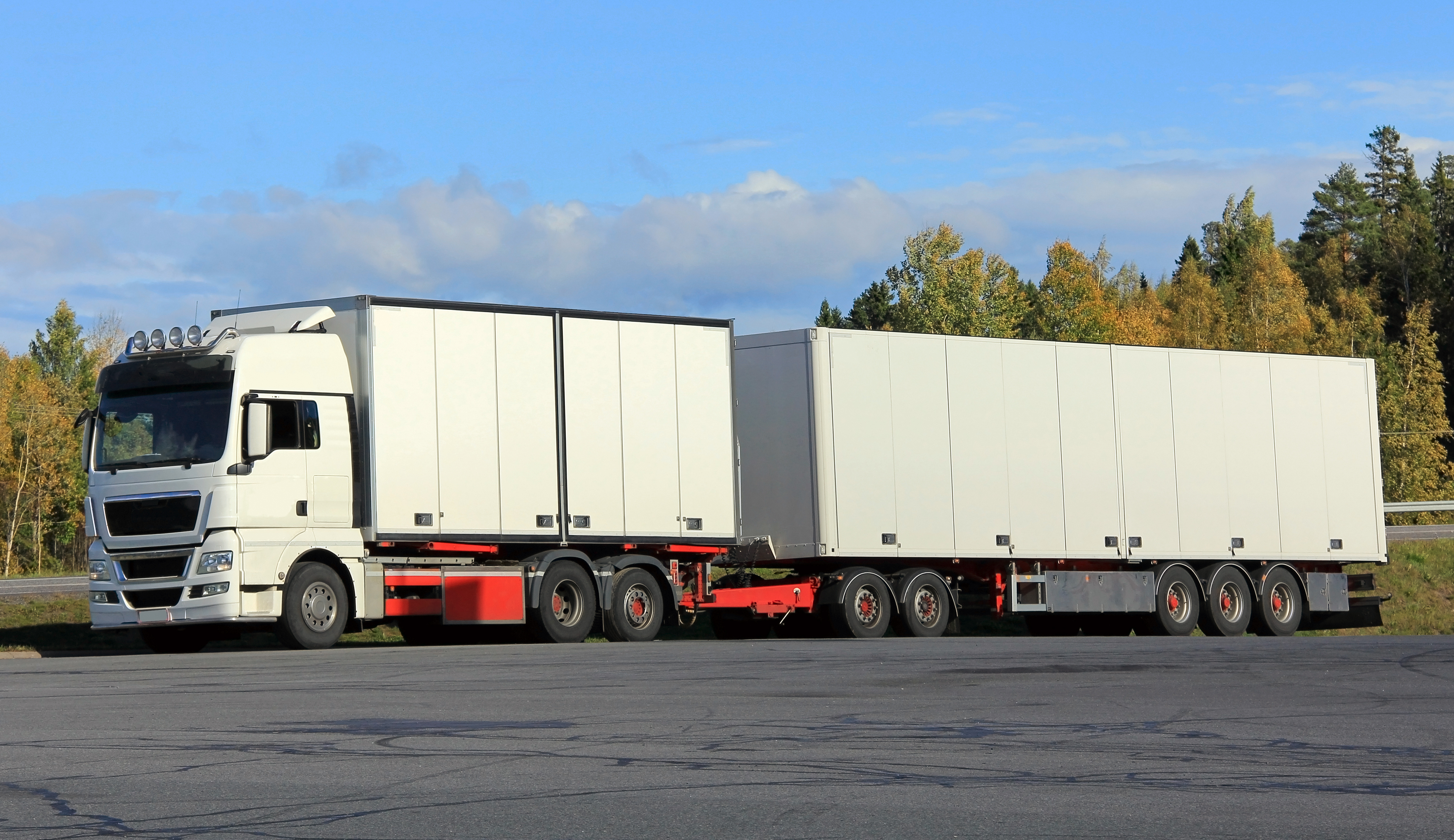 Sweden changes rules applied to long trucks